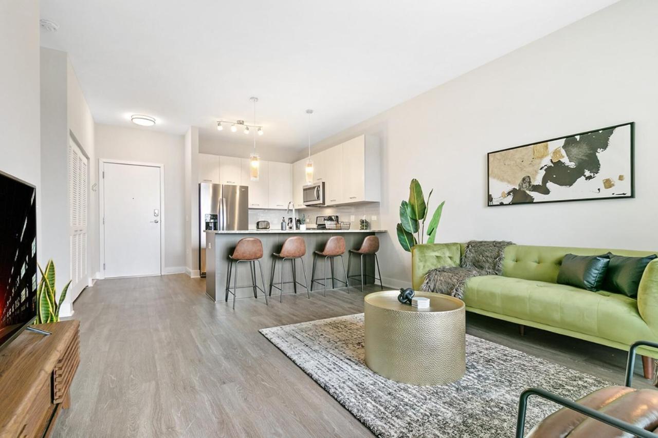 Bright & Comfortable Oakbrook 2Br Apt Free Parking - Ob 1 Apartamento Oakbrook Terrace Exterior foto